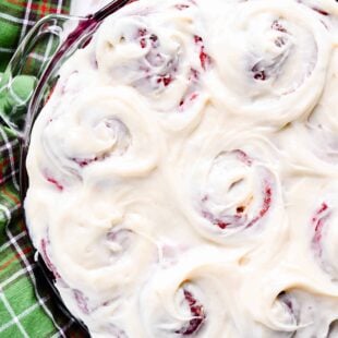 Red Velvet Cinnamon Rolls Recipe